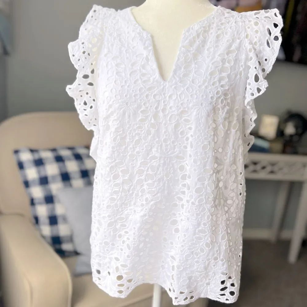 Lilly Pulitzer eyelet ruffled sleeve top size M